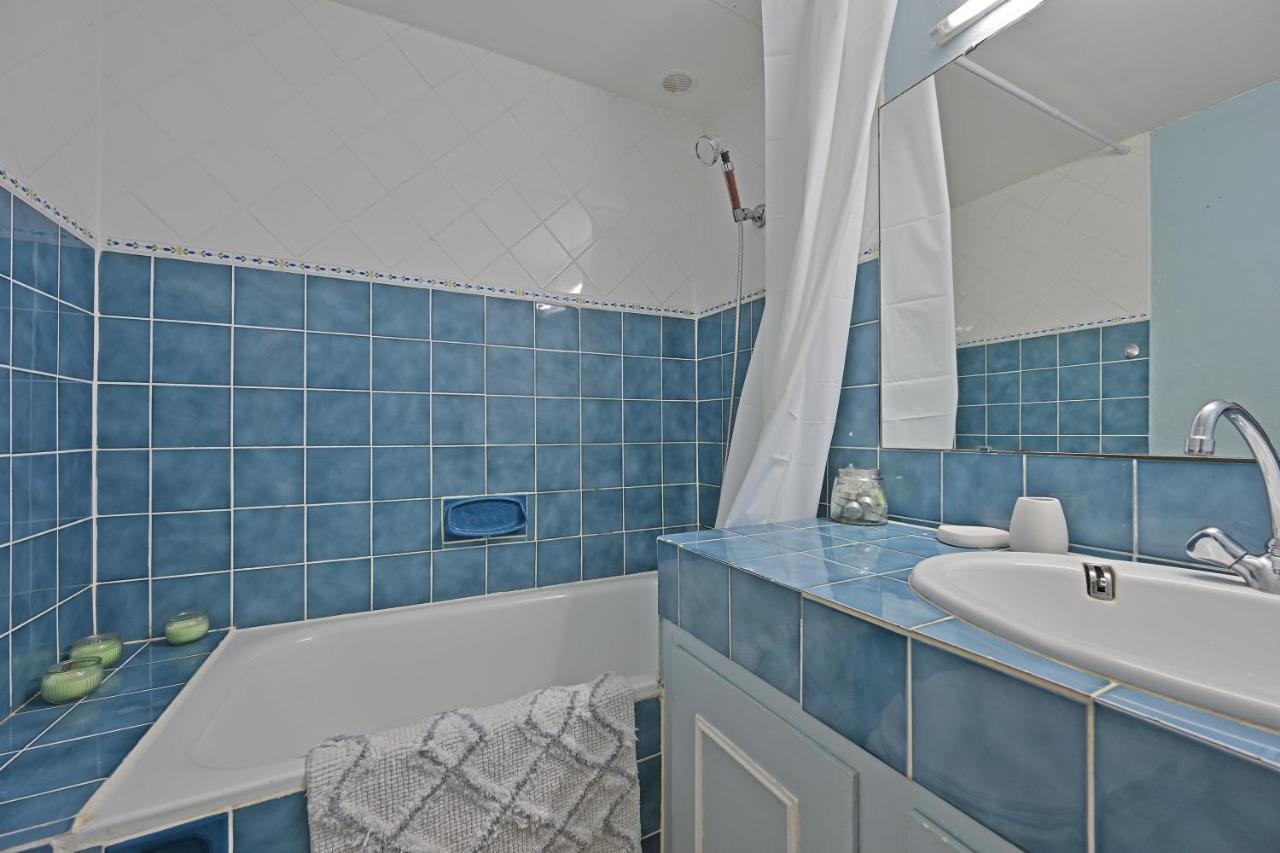 Appartement Au Calme En Plein Centre-Ville Nimes Exterior photo